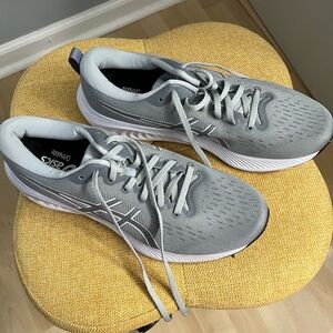 Asics Light Gray Gel Excite 10 Athletic Sneakers